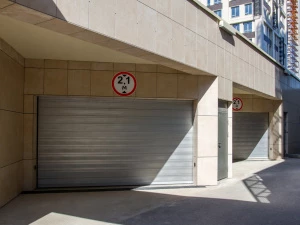 Скоростные секционные ворота DoorHan паркинг серии isd01-parking (isd01-паркинг) 3500x4800