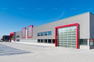 Панорамные секционные ворота DoorHan серии isd02, 4300х4100