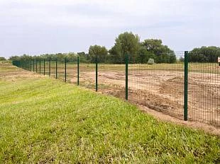 Секция Оптима из прутка 4 мм, 3030x1530 с ячейкой 55х200 цвет зеленый ral 6005