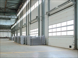 Панорамные секционные ворота DoorHan серии isd02 2500x3700 (остекление с перемычками)