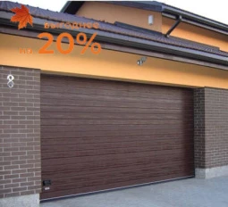 Металлические секционные ворота серии rsd02lux (люкс) DoorHan красно-коричневые