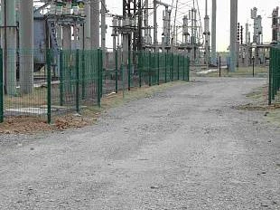 Секция Усиленная из прутка 6+5+6 мм, 2535x2430 с ячейкой 55х200 цвет зеленый ral 6005